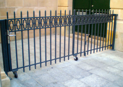 Identical reproduction in steel of a wrought iron gate - Luxembourg